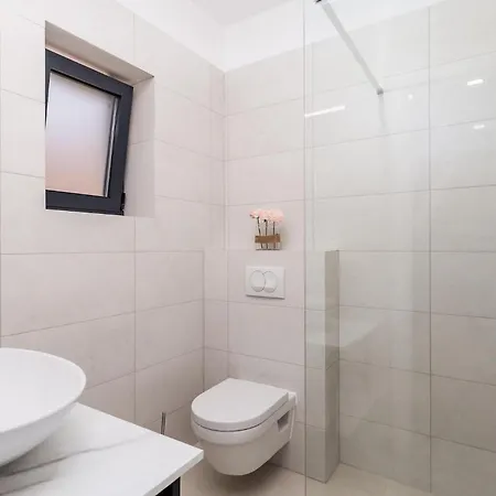 بيت للعطل Frami