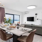 Frami Holiday home *