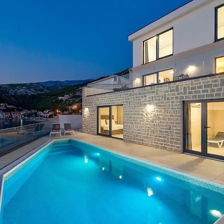 Frami Ferienhaus Starigrad (Kvarner)