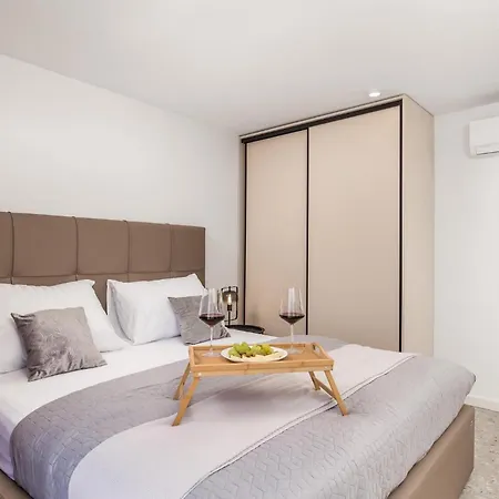 Frami Ferienhaus Starigrad (Kvarner)