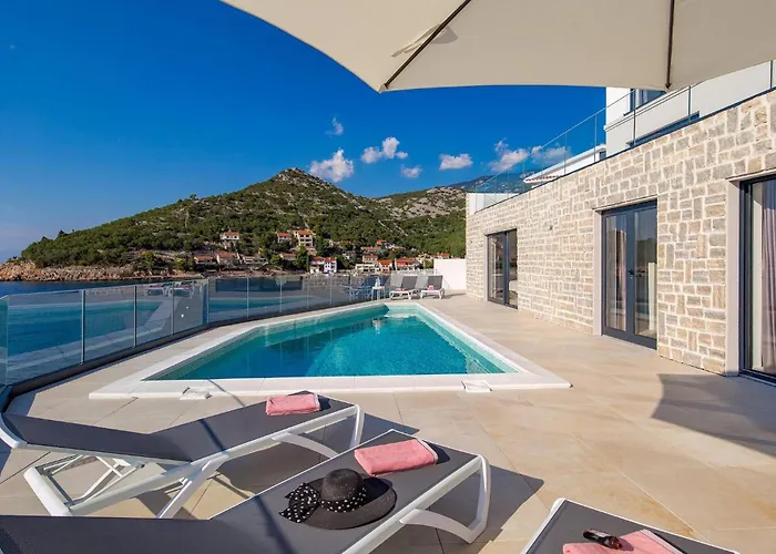 Frami * Стариград