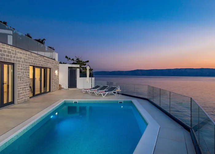 Frami * Стариград