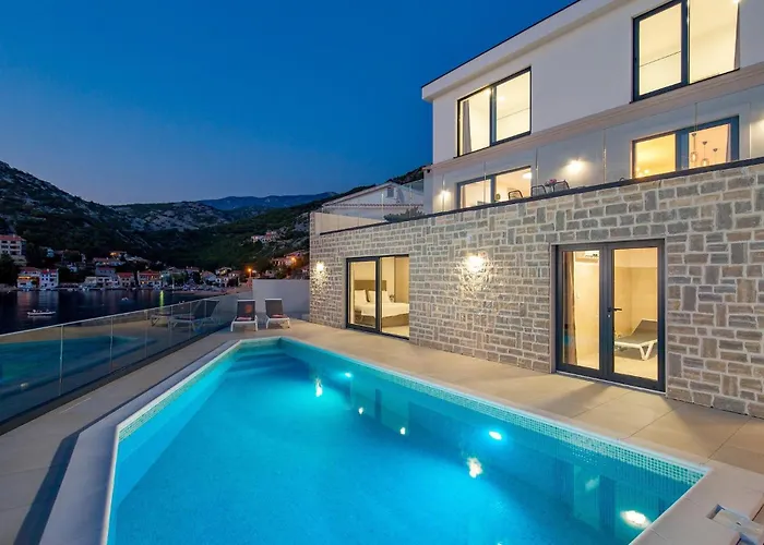 Frami Casa de Férias Starigrad (Kvarner)