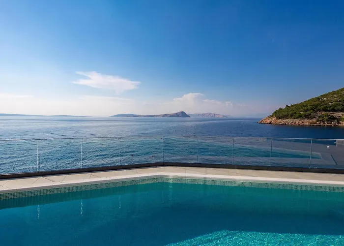 Frami * Стариград