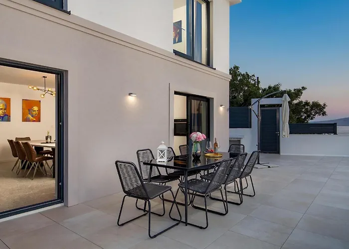 Дом отдыха Frami Стариград