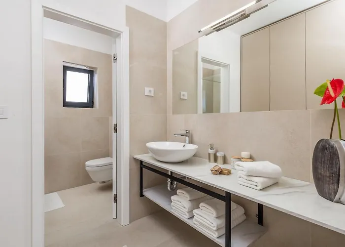 Дом отдыха Frami Стариград